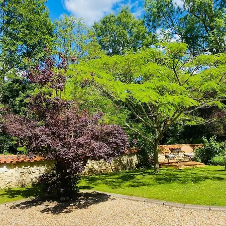 Moulin Du Fontcourt Bed and breakfast Chasseneuil-sur-Bonnieure