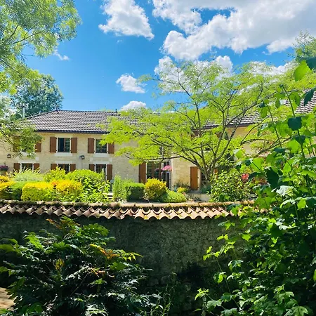 Moulin Du Fontcourt Bed and breakfast Chasseneuil-sur-Bonnieure