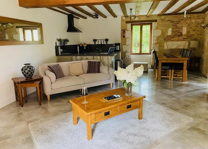 Moulin Du Fontcourt 住宿加早餐酒店 4*