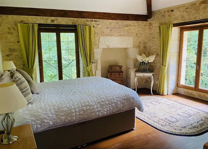 住宿加早餐酒店 Moulin Du Fontcourt Chasseneuil-sur-Bonnieure