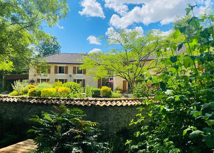 Moulin Du Fontcourt 住宿加早餐酒店 Chasseneuil-sur-Bonnieure